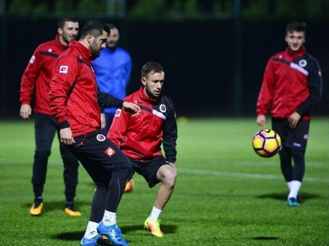 Gen&ccedil;lerbirliği Hazırlıklara Başladı