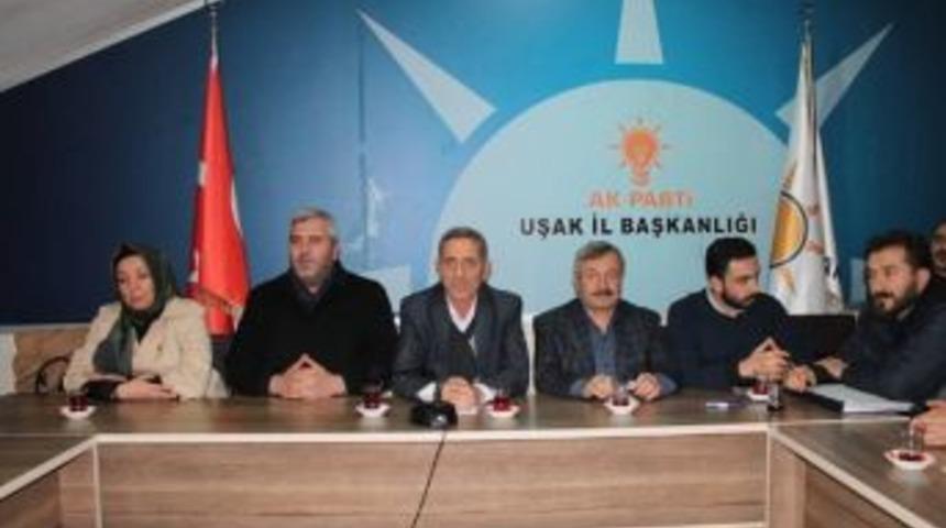 Ak Parti Uşak Merkez İl&ccedil;e Teşkilatı&rsquo;nın Yeni Y&ouml;netimi İlk Toplantısını Yaptı