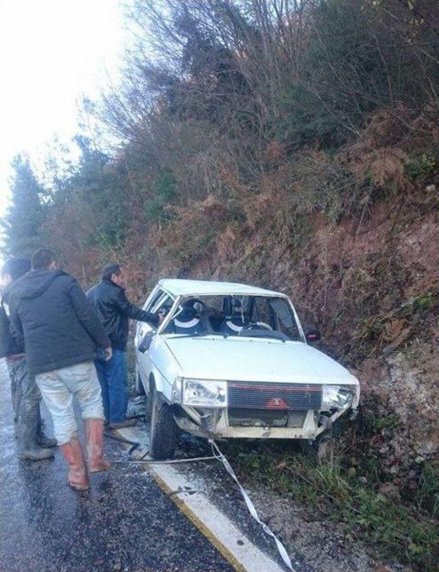 Cide’de Trafik Kazası: 1 Yaralı