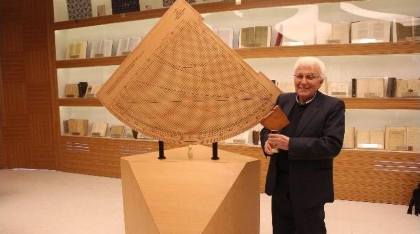 Dev Boyutta Rubu Tahtası