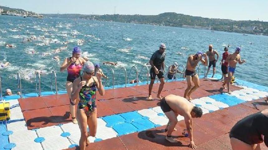 Samsung Boğaziçi Kıtalararası Yüzme Yarışı Dünya Birincisi Oldu