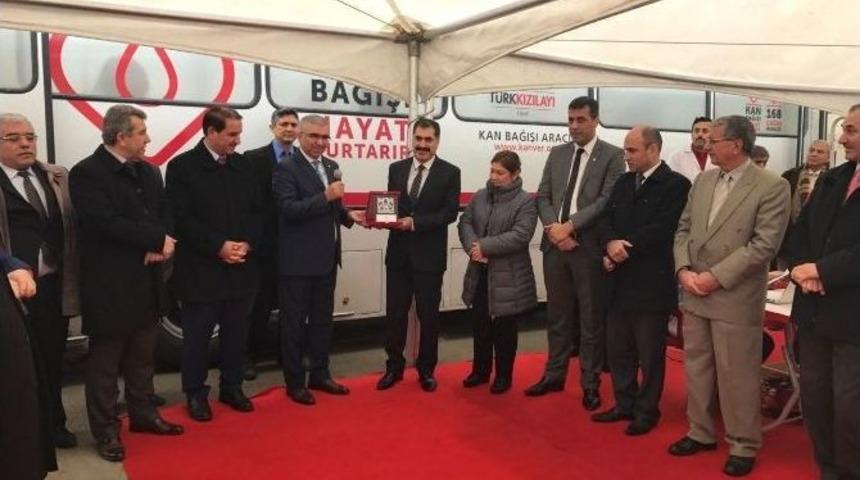 &Ccedil;ukurova Kaymakamlığı Kızılay&rsquo;ın &Ccedil;ağrısına Ses Verdi