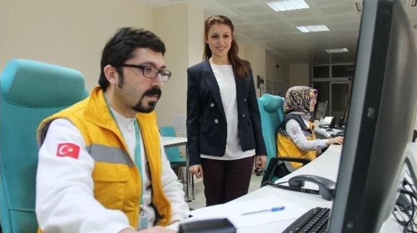 44 Ambulans 45 Bin Hasta Taşıdı, 220 Bin Gereksiz &Ccedil;ağrının &Ouml;n&uuml;ne Ge&ccedil;ildi