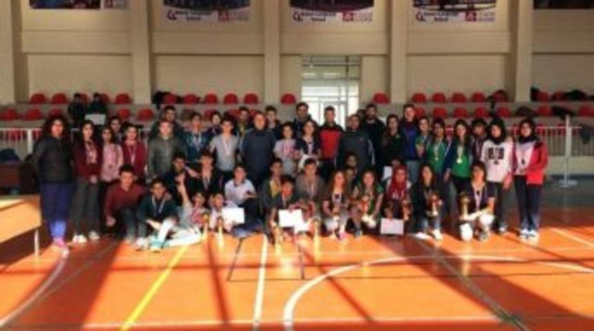 Badminton İl M&uuml;sabakaları Sona Erdi