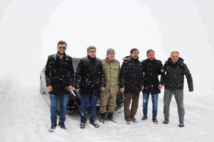 Başkan Çetin Yabani Hayvanlar İçin Doğaya Yem Bıraktı G2