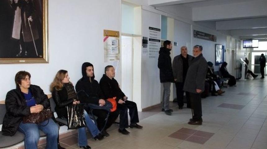 Yalova&rsquo;da &Ccedil;ipli Kimlik Başvuru Sayısı 3 Bini Ge&ccedil;ti