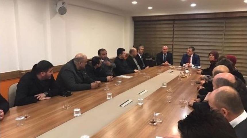 Başkan Keleş Ak Parti İl&ccedil;e Teşkilatı İle Bir Araya Geldi