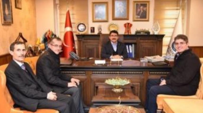 Salihli Ak Parti&rsquo;den, Başkan &Ccedil;elik&rsquo;e Ziyaret