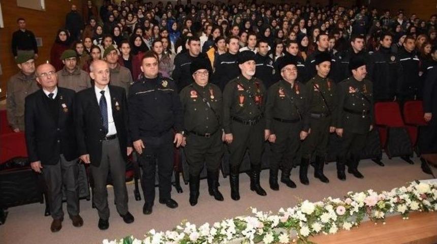 D&uuml;zce K&uuml;lt&uuml;r Merkezinde &Ccedil;anakkale R&uuml;zgarı