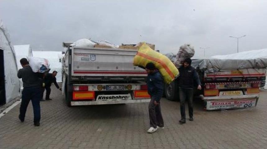 Suriyelilere Yardımlar Devam Ediyor