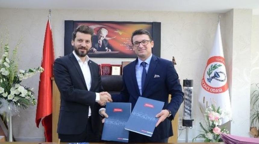 Antalya Eczacı Odası&rsquo;na İndirimli Sağlık Hizmeti