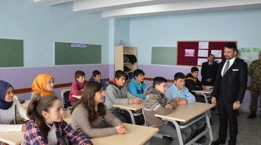 Başkan Y&uuml;z&uuml;g&uuml;ll&uuml;&rsquo;den D&uuml;mrek İlkokulu&rsquo;na Ziyaret