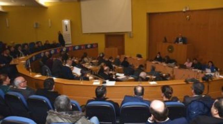 D&uuml;zce Belediye Meclisin 2. Toplantısı