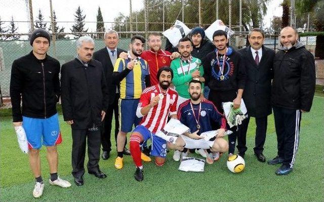 Kyk Adana’dan Üniversite Öğrencilerine ‘futbol Turnuvası’