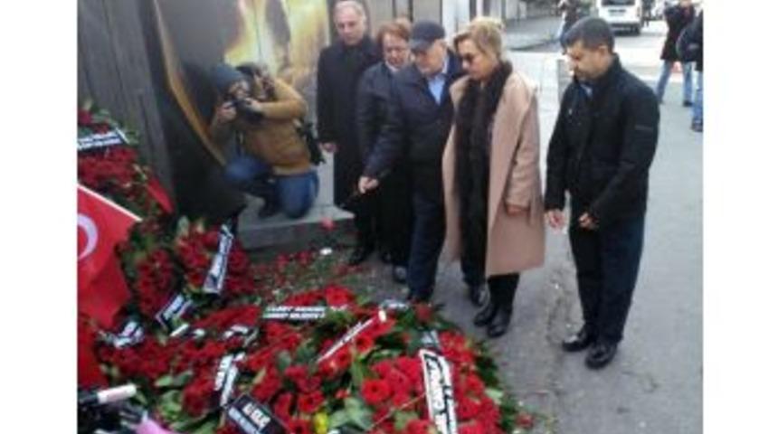 T&uuml;rkiye Basın Konseyi Y&uuml;ksek Kurulu Ortak&ouml;y&rsquo;de Hayatını Kaybedenleri Andı