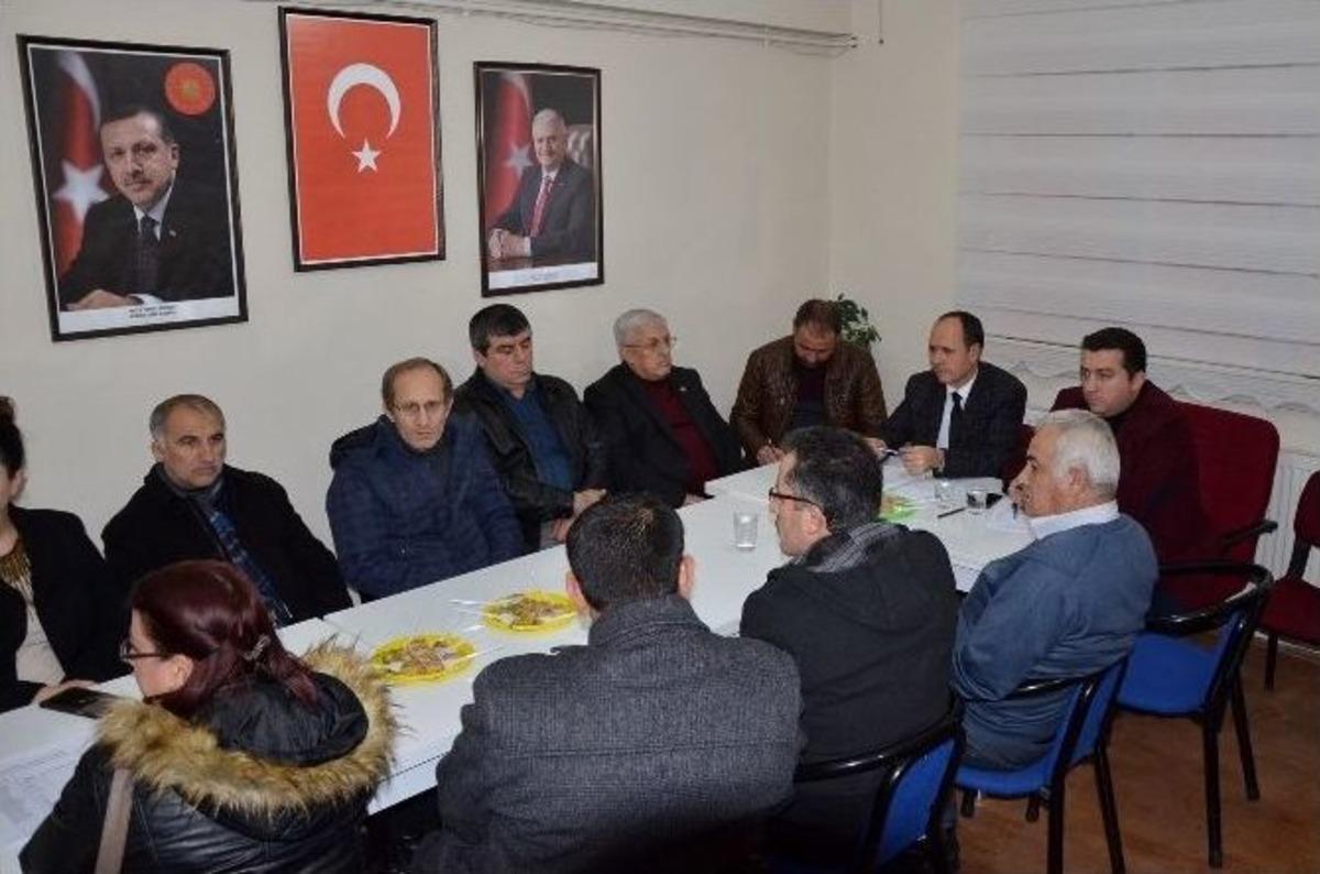 Boz&uuml;y&uuml;k Ak Parti İl&ccedil;e Teşkilatı 2016 Yılını Değerlendirdi