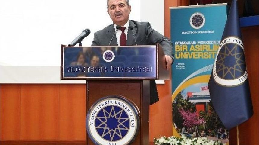 Yt&uuml; Başarılı Akademisyenlerini &Ouml;d&uuml;llendirdi