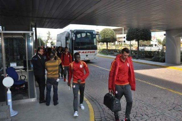 Galatasaray Kamp Için Antalya'ya Gitti