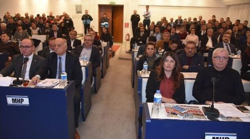 Salihli&rsquo;de 2017 Yılının İlk Meclis Toplantısı Yapıldı