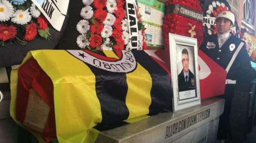 Nazilli'de Ş&uuml;pheli Takibindeki Kazada Şehit Olan Polislere T&ouml;ren