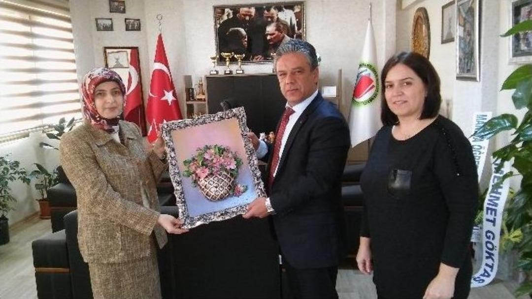 Vali G&uuml;ven&ccedil;er&rsquo;in Eşi Fatma Dilek G&uuml;ven&ccedil;er&rsquo;den Ziyaret Turu