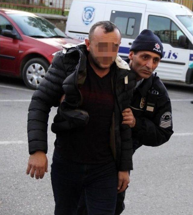 Hastanede Bı&ccedil;aklı Dehşet: 1 Yaralı 2