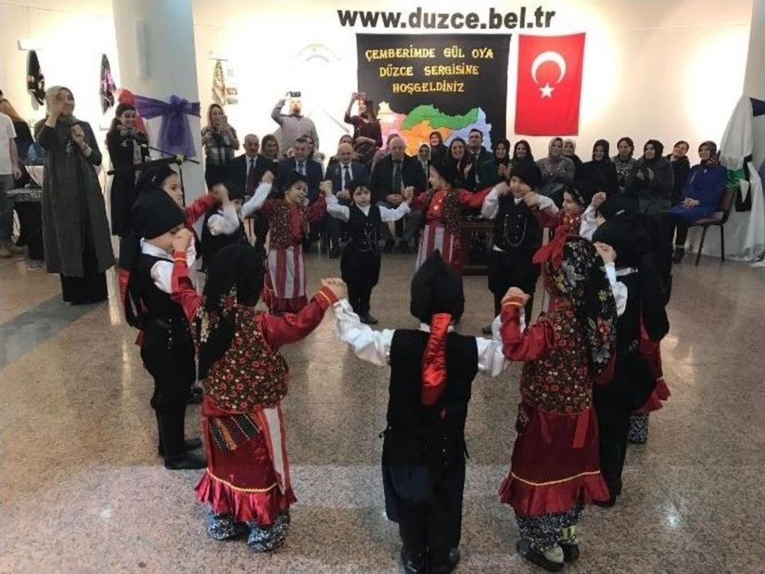 Huzurevinde Doğum G&uuml;n&uuml; Kutlaması