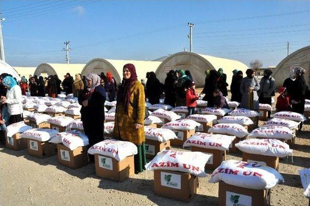 Kuveytli Dernekler Çadır Kentte Kalan Bin 500 Suriyeli Aileye Yardımda Bulundu