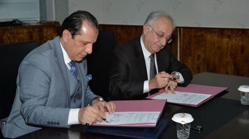 Renault Bursa Emniyetine 6 Otomobil Hediye Etti