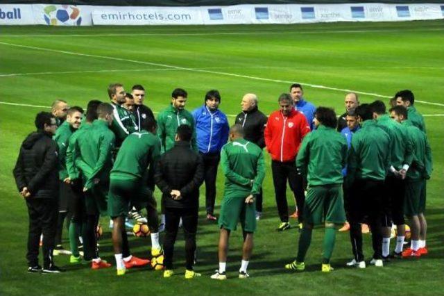 Hamzaoğlu: 3 Ya Da 4 Oyuncu Transfer Edeceğiz 2