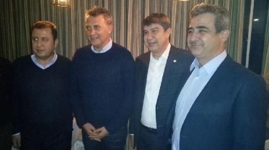 Fikret Orman Ve Haluk Levent Beraber Şarkı Söyledi