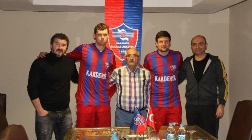 Karab&uuml;kspor&rsquo;da İki İmza