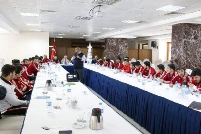 Ata Sporu G&uuml;reşte Hadis-İ Şerif Ve Ayetlerle Motivasyon Semineri 1