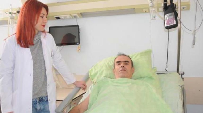 Memur Kızı 20 Yıl Sonra Hakkari'ye Doktor Olarak Atandı