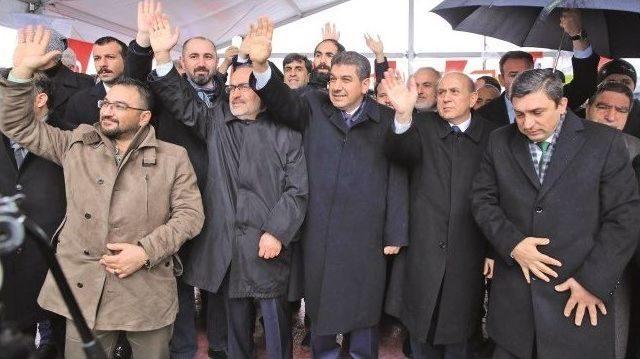 Kızılay Malatya Şube Başkanı Yalçın ‘kardeşlik Kervanı’ Uğurlama Törenine Katıldı