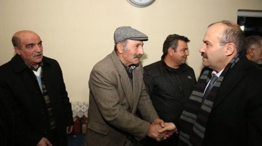 Vali İsmail Ustaoğlu, Harman&ouml;z&uuml; K&ouml;y&uuml;&rsquo;n&uuml; Ziyaret Etti