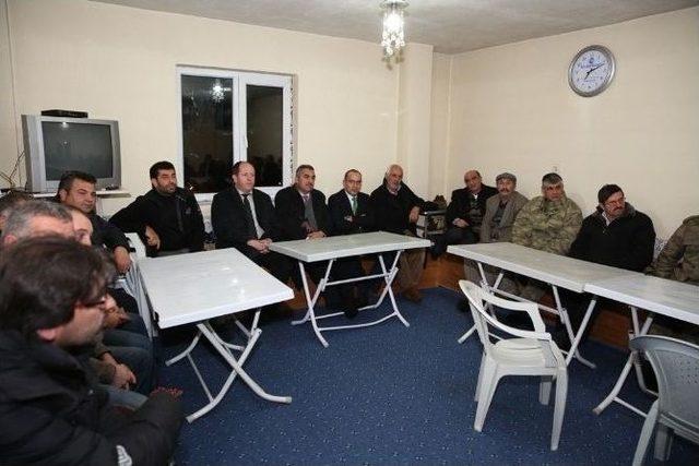 Vali İsmail Ustaoğlu, Harman&ouml;z&uuml; K&ouml;y&uuml;&rsquo;n&uuml; Ziyaret Etti 1