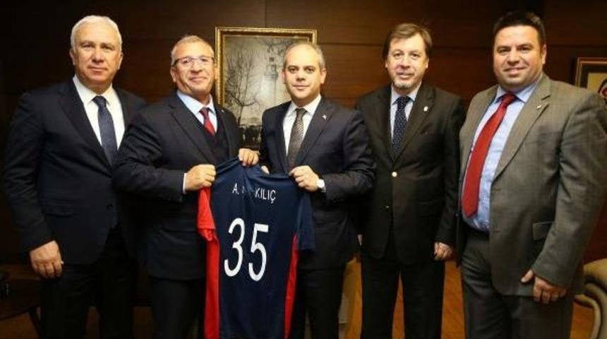 Sporun Zirvesinden Altınordu'ya Destek