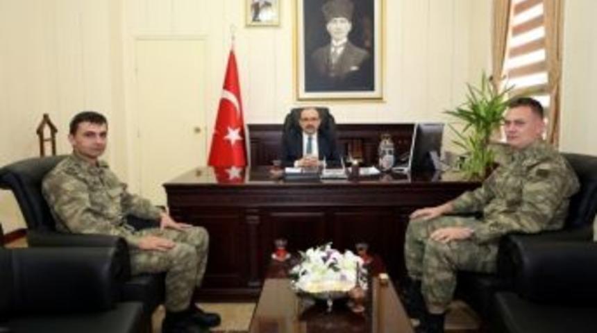 Kışla Komutanı Albay Balibaşa, Vali İsmail Ustaoğlu&rsquo;nu Ziyaret Etti