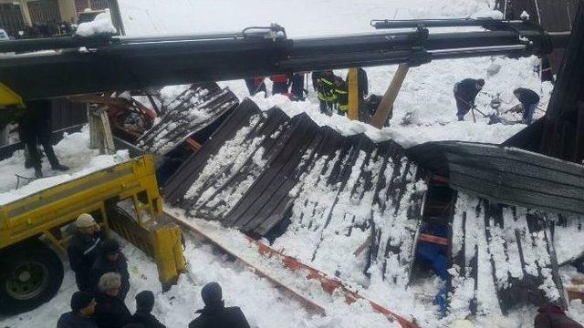Konya Valiliğinden Göçük Açıklaması: 5 Kişi Hafif Yaralandı 2