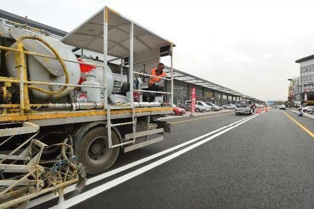 Ankara Büyükşehirden 7 Ayda Bin 500 Kilometre Yol Çizgisi