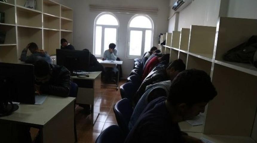 &Ouml;ğrencilerden Ekinci&rsquo;ye Teşekk&uuml;r