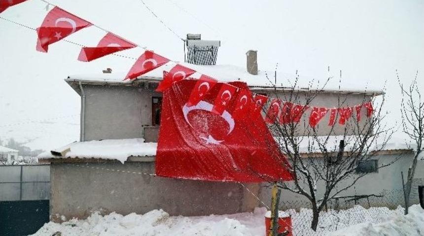 Şehit Ateşi Başkent&rsquo;e D&uuml;şt&uuml;