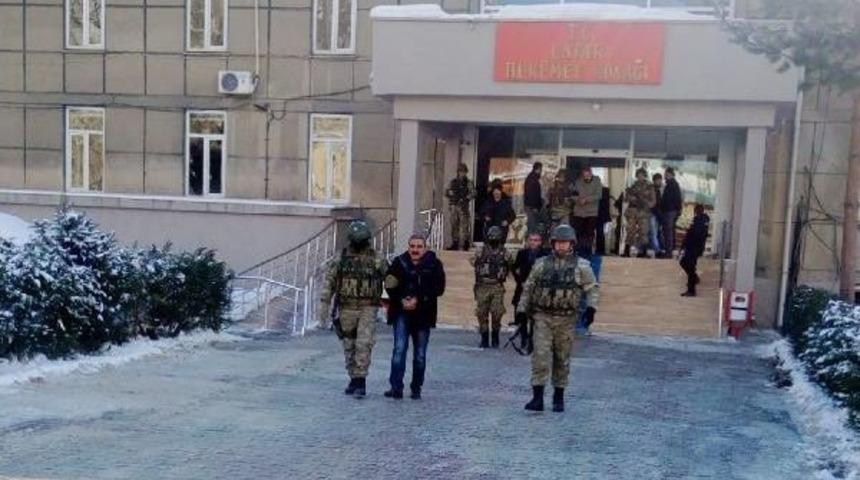 &Ccedil;atak Belediye Başkanı Dbp'li Bartu Tutuklandı