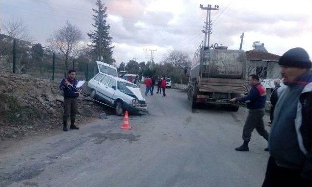 Milas’ta Trafik Kazası: 2 Yaralı