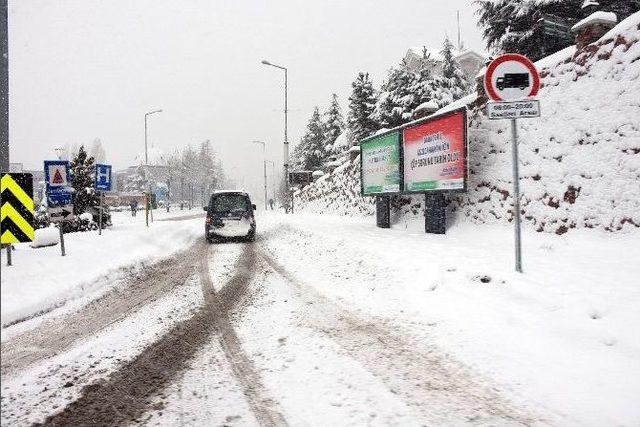 Kızılcahamam’da Yoğun Kar Yağışı