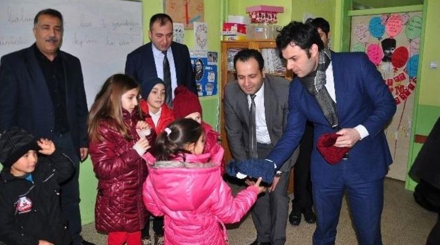 Uedaş, Kardeşlerini Bu Yıl Da &Uuml;ş&uuml;tmedi