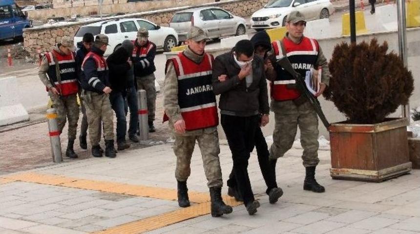 Elazığ&rsquo;da Mutfak T&uuml;p&uuml; Hırsızları Tutuklandı