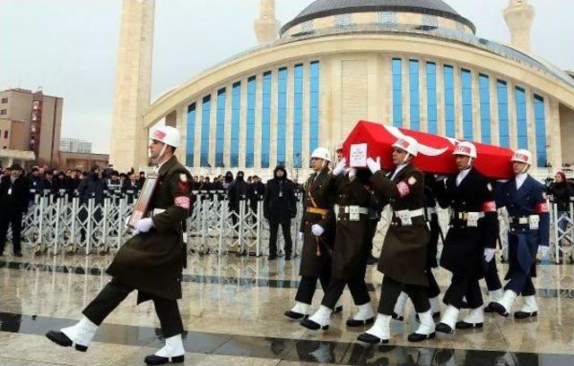 El Bab Şehidi Astsubay Şimşek, Babasına Suriye’Ye Gittiğini Söyleyememiş