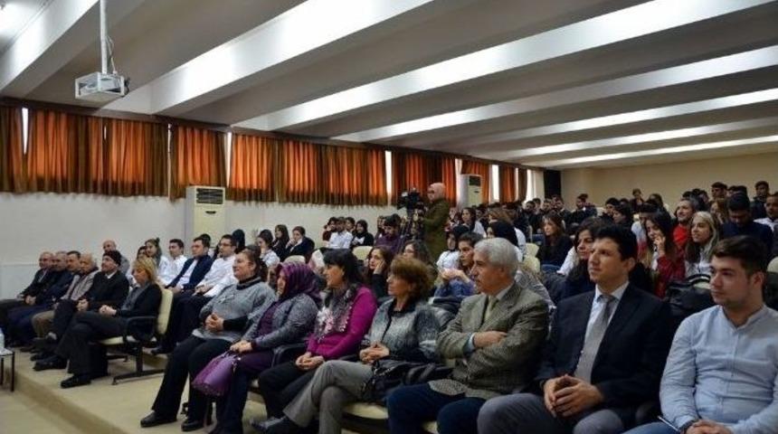 Hr&uuml; Sosyal Bilimlerde &lsquo;bir Tutam Mutfak&rsquo; S&ouml;yleşisi Ger&ccedil;ekleştirildi